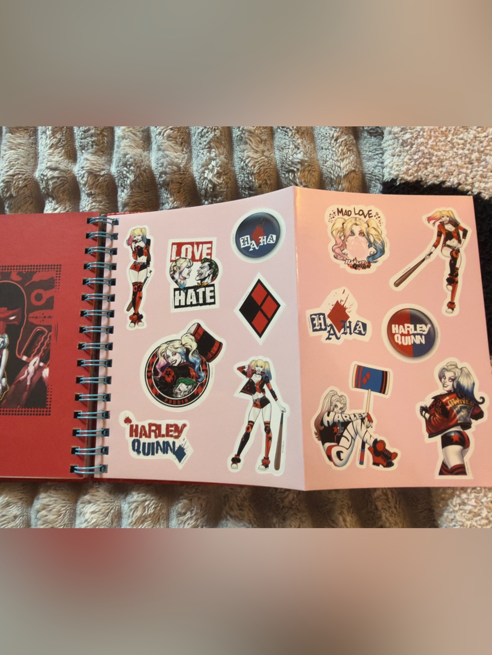 Harley Quinn 'Puddin' Spiral Notebook - Picture 11 of 14